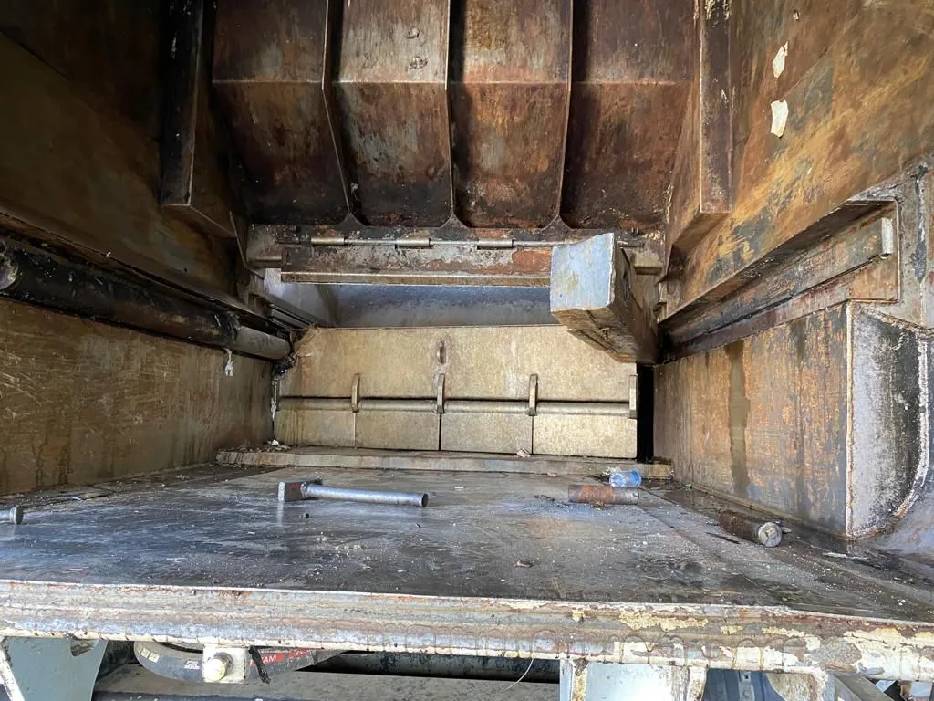 Hasarlı Hidrolik Sıkıştırma Kasa